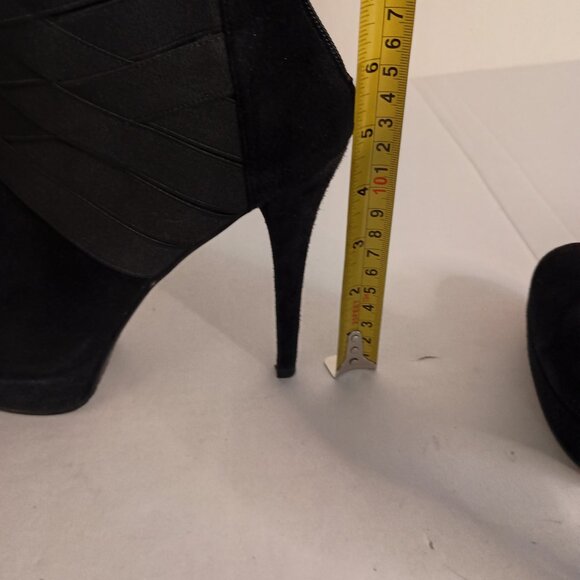 Stuart Weitzman “Papoose” Black Suede Booties • Back Zip • 5" Heel • Women’s 10 - Picture 10 of 16